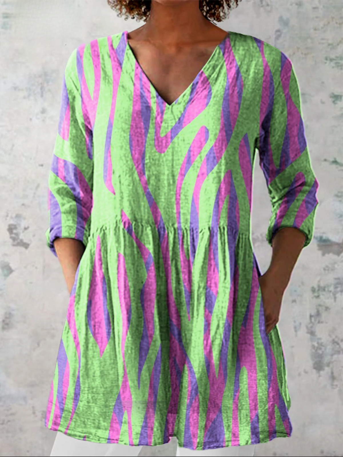 Savenora | Lange Bluse mit ausdrucksstarkem Muster