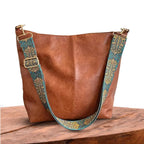 Sommerfeld Schultertasche mit dekorativen Akzenten