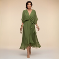 Savenora | Fließendes Midikleid mit V-Ausschnitt