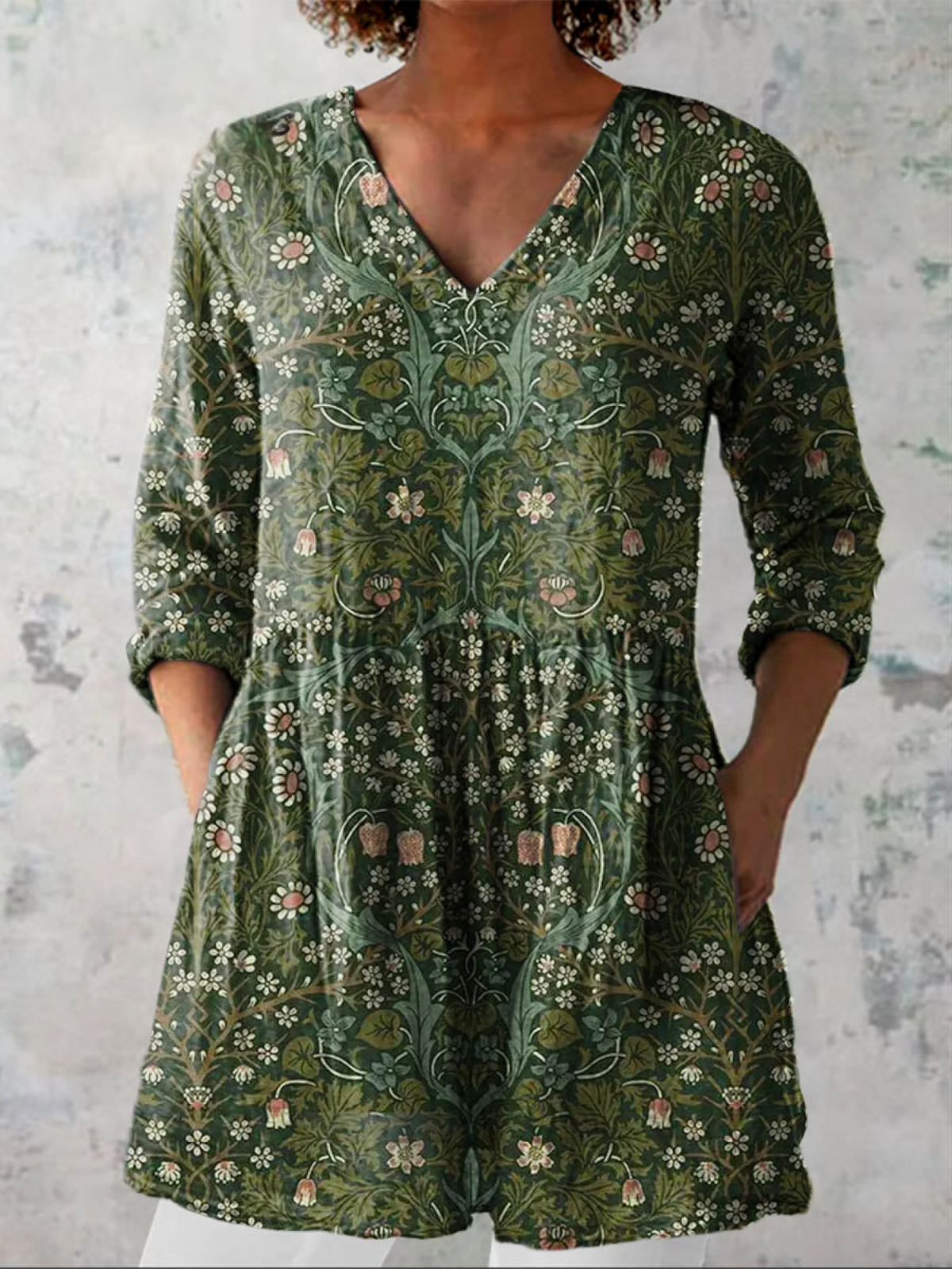 Savenora | Lange Bluse mit ausdrucksstarkem Muster