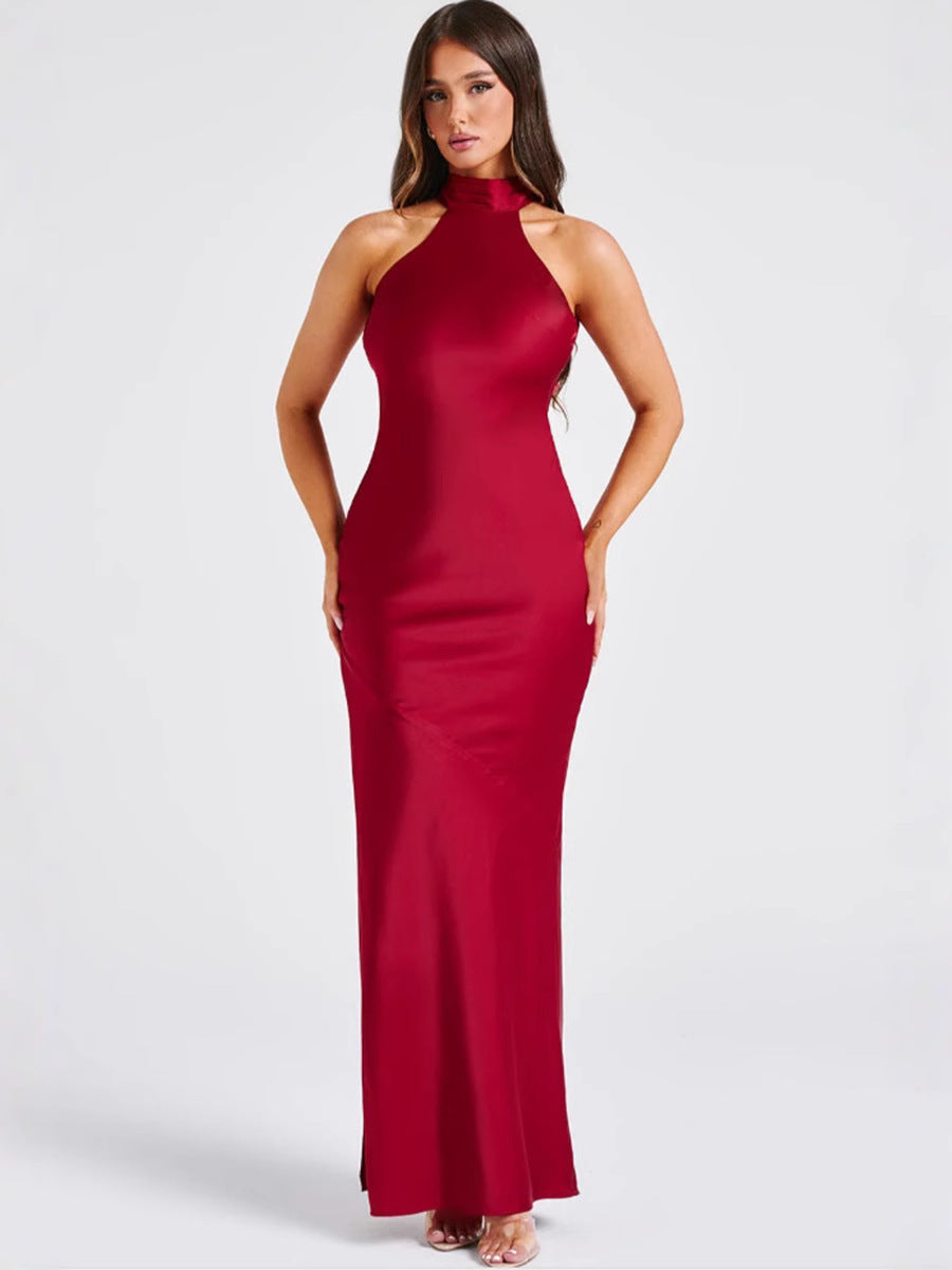 Savenora | ZEYNEP Satin-Maxikleid mit Halterausschnitt