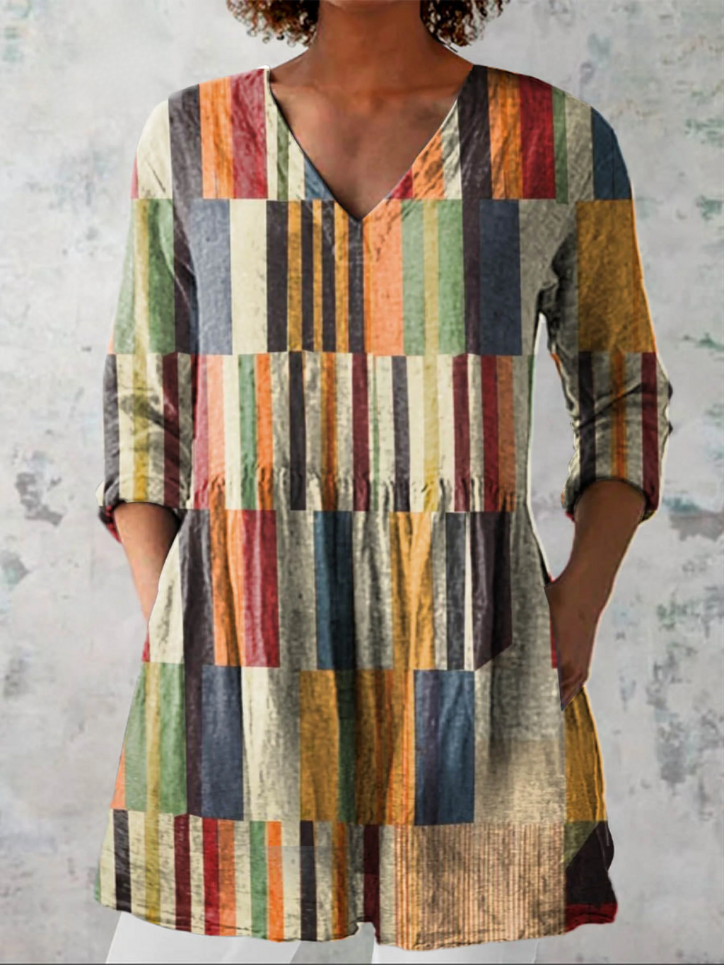 Savenora | Lange Bluse mit ausdrucksstarkem Muster