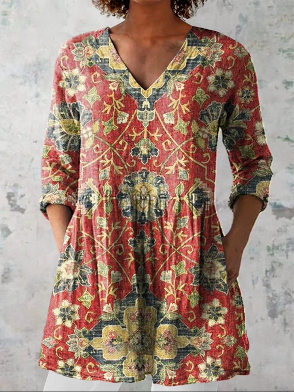 Savenora | Lange Bluse mit ausdrucksstarkem Muster