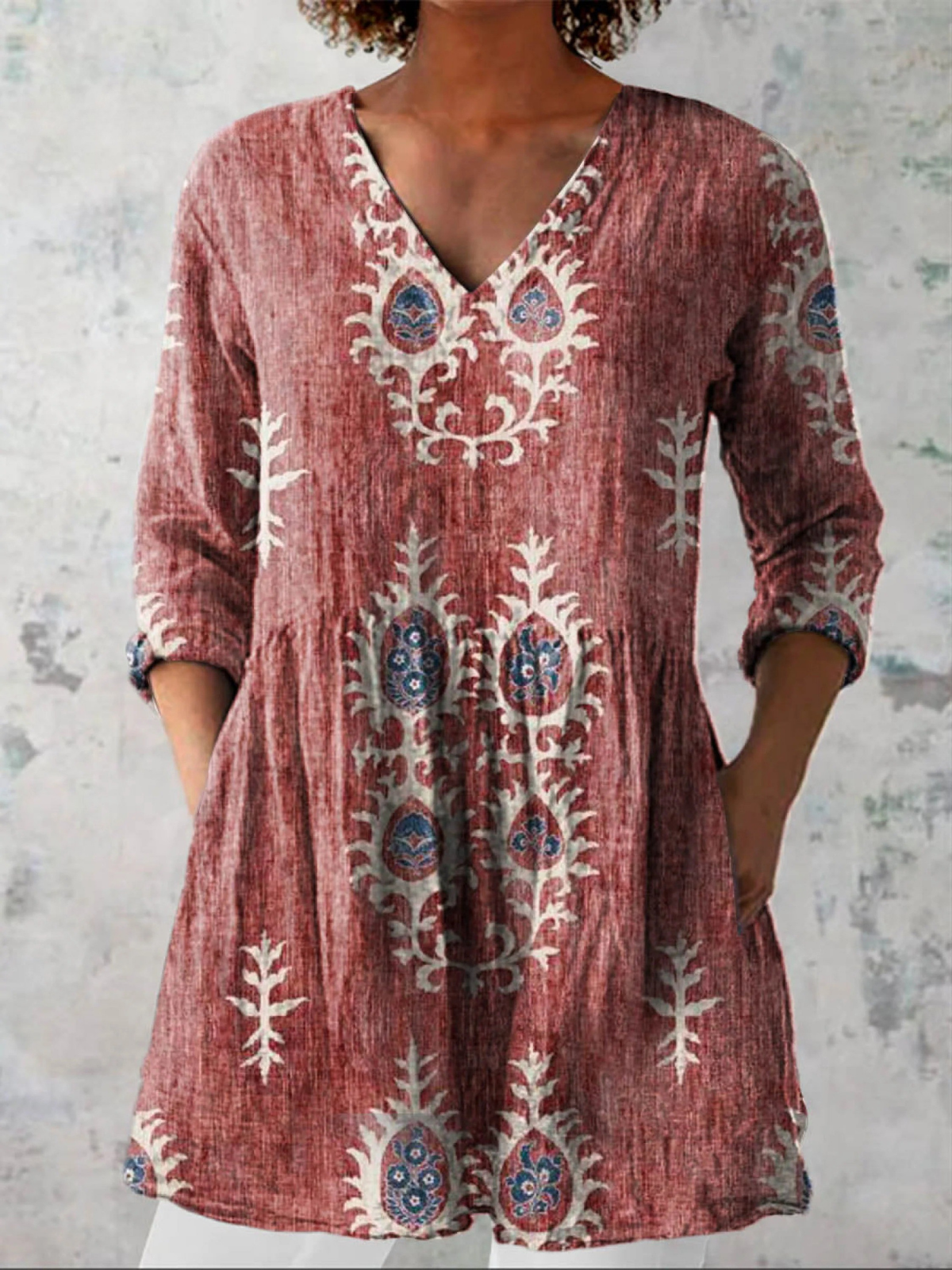 Savenora | Lange Bluse mit ausdrucksstarkem Muster