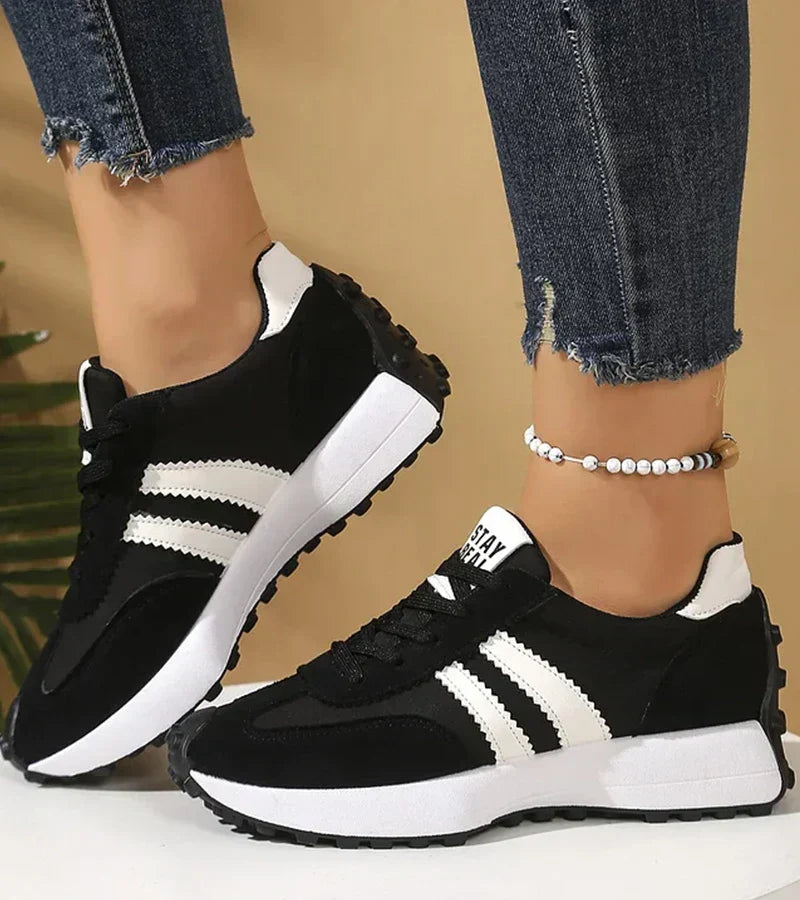 Savenora | Komfortable Sneakers mit ergonomischer Plattform