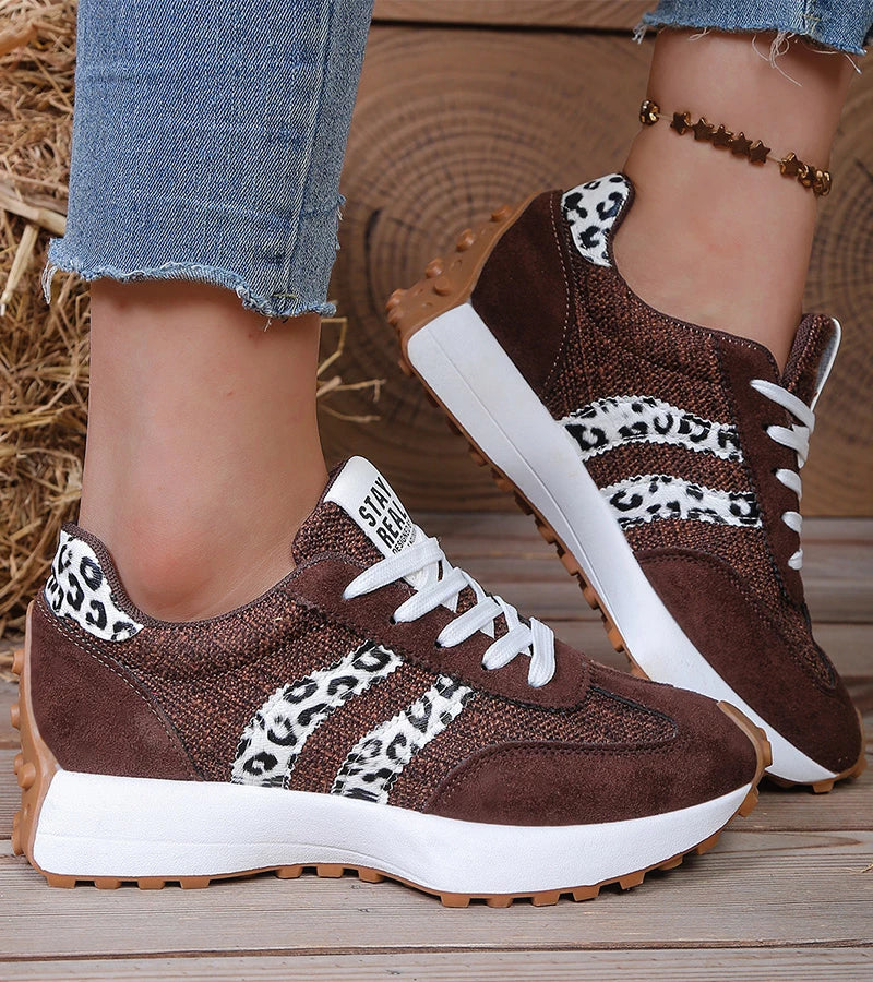 Savenora | Komfortable Sneakers mit ergonomischer Plattform