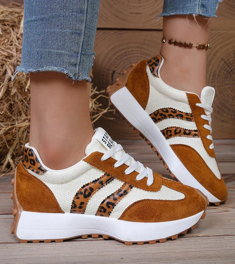 Savenora | Komfortable Sneakers mit ergonomischer Plattform