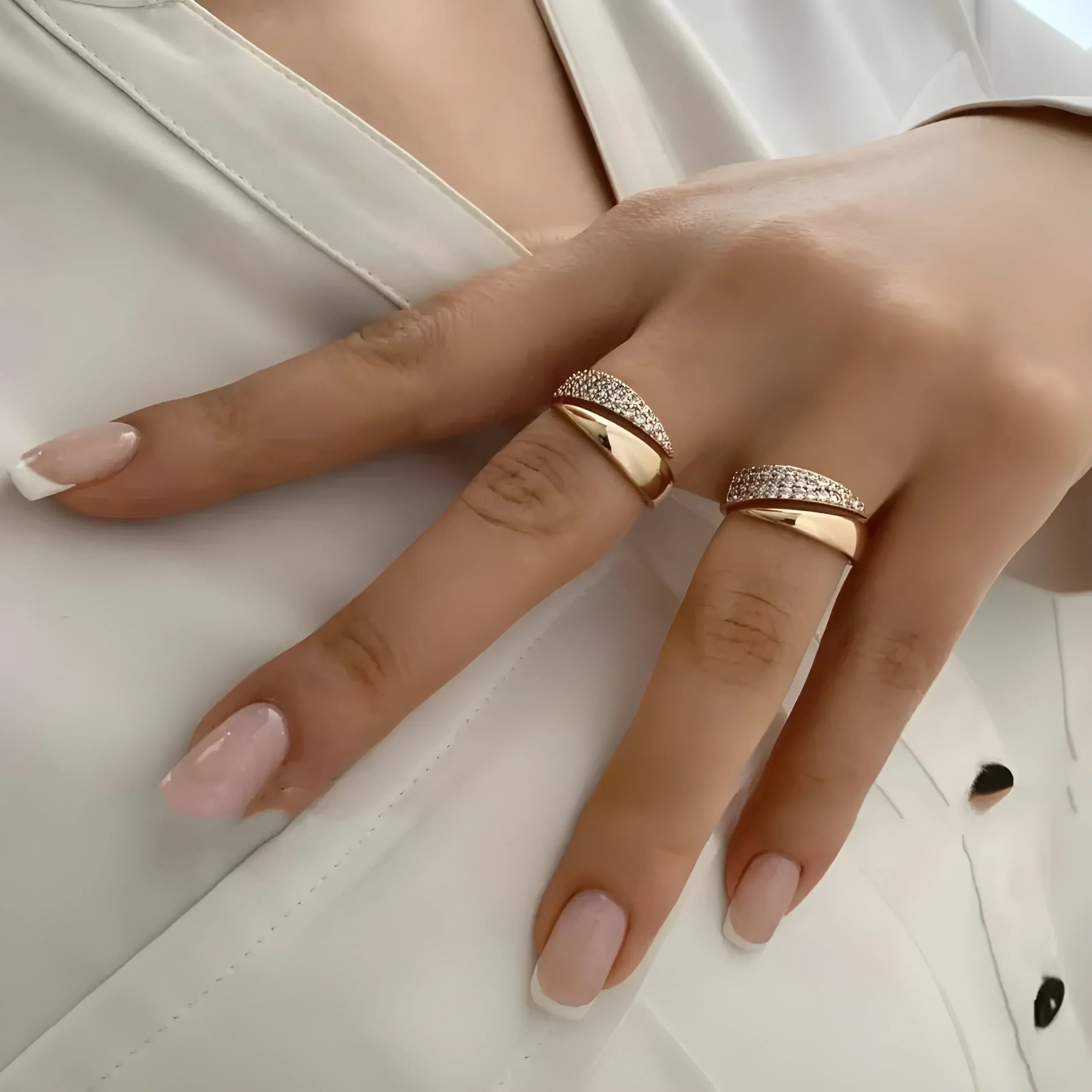 Sommerfeld | Eleganter Goldring mit strahlenden Steinen (Kaufe 1, erhalte 1 gratis)