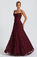 SOFIA | Elegantes Spitzen-Maxi-Kleid