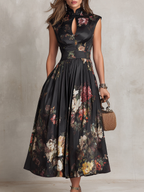 Patricia | Schwarzes Satin-Midikleid mit Falten und Blumenmuster