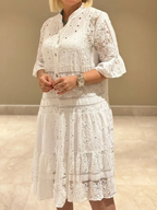 Emberly™ – Besticktes Kleid mit Knopfleiste und lockerem Sitz