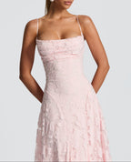Rhoda™ – Zeitlose Maxi-Eleganz in fließendem Design