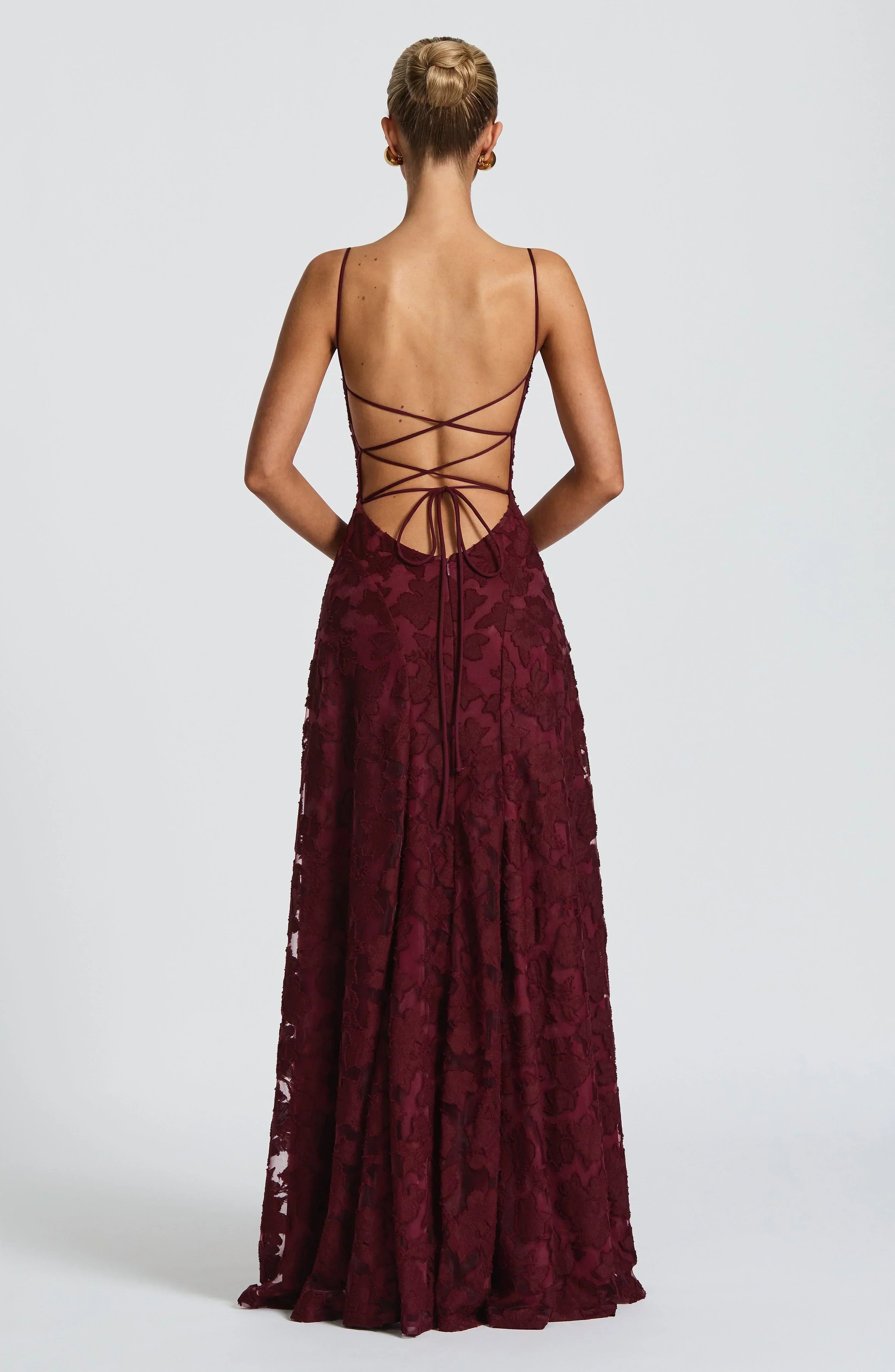 Rhoda™ – Zeitlose Maxi-Eleganz in fließendem Design