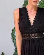 Sora™ – Ärmelloses Boho-Midikleid mit Spitzenakzenten
