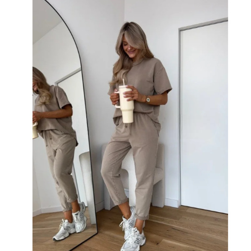Annora | Elegantes Komfort-Zweiteiler-Set