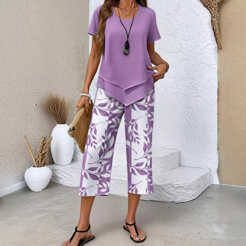 Savenora | Zweiteiliges Set mit asymmetrischem Top und bedruckter Hose